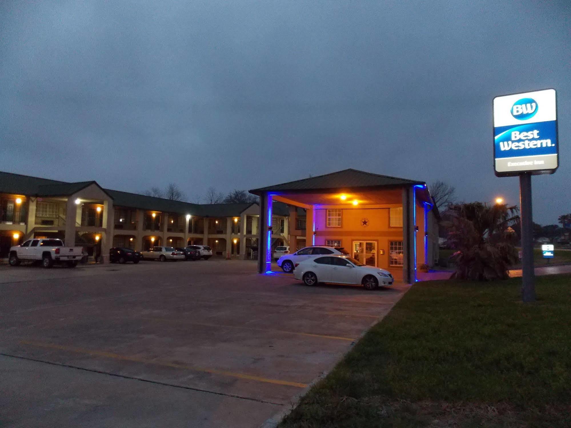 Best Western Executive Inn Hallettsville Exterior foto